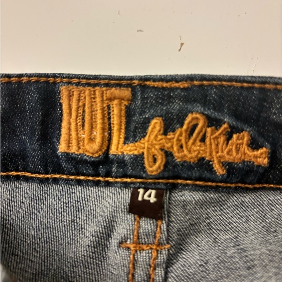 Kut from the Kloth Women Size 14 Dark Straight/skinny jeans style # KF817MA1R - Picture 3 of 7